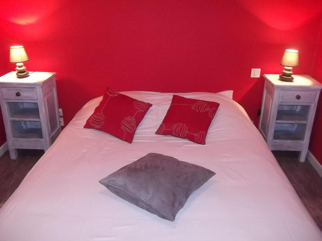 Hotel Des Cotes De Meuse Saint-Maurice-sous-les-Côtes Zimmer foto